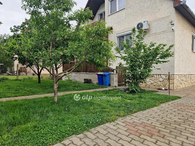 Eladó ház Debrecen, Veres Péter-kert 186 nm