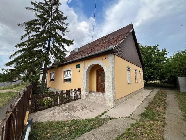 Eladó ház Csökmő 106 nm