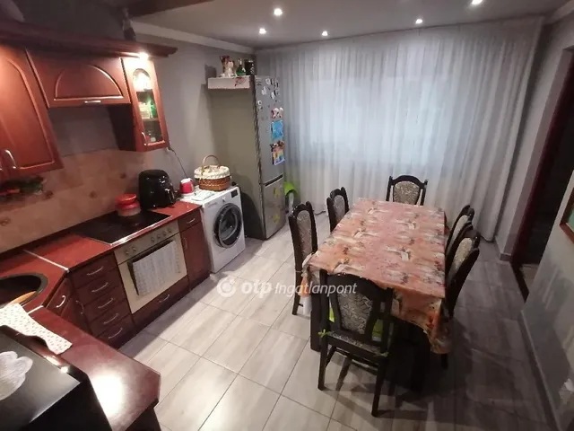 Eladó lakás Debrecen 54 nm