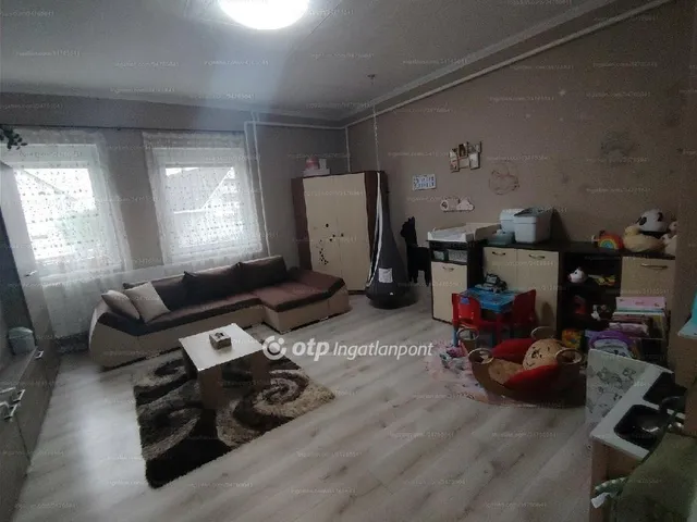 Eladó ház Hajdúsámson 92 nm