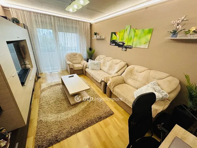 Eladó lakás Debrecen 78 nm