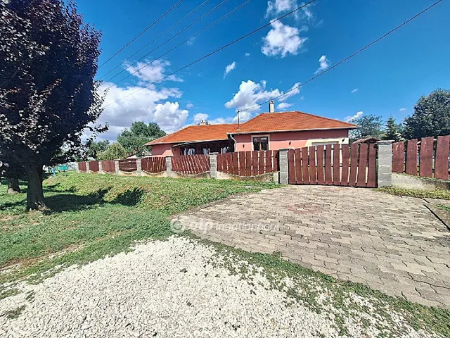 Eladó ház Komádi 149 nm