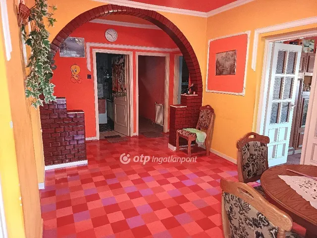 Eladó ház Mikepércs 91 nm