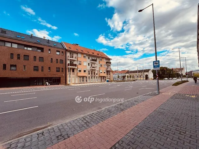 Eladó lakás Debrecen 123 nm