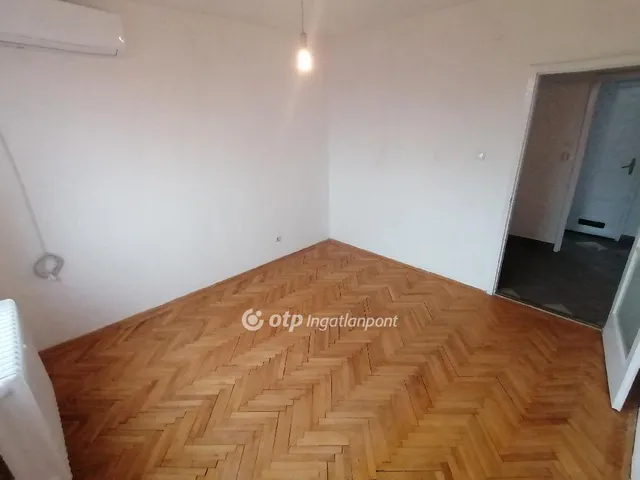 Eladó lakás Debrecen, Vénkert 71 nm