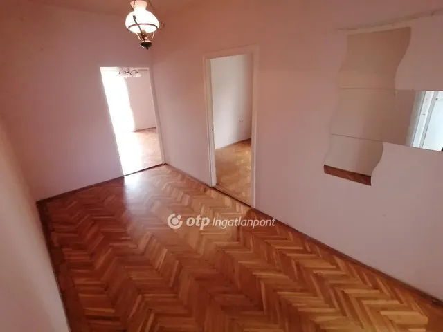 Eladó lakás Debrecen, Nagyerdő 72 nm