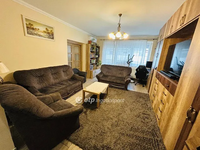 Eladó lakás Debrecen 119 nm