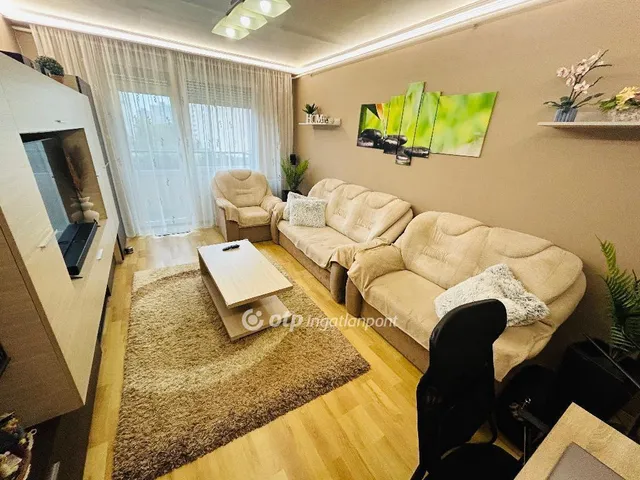 Eladó lakás Debrecen 78 nm