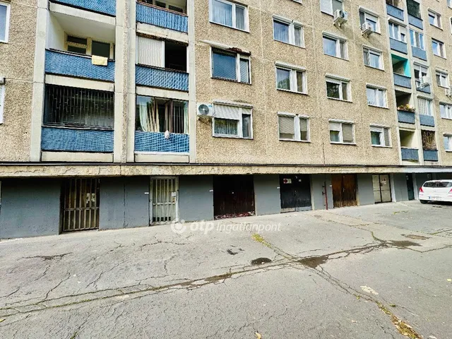 Eladó garázs Debrecen, Belváros 17 nm