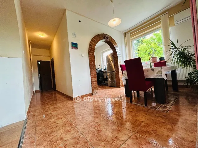 Eladó ház Debrecen 170 nm