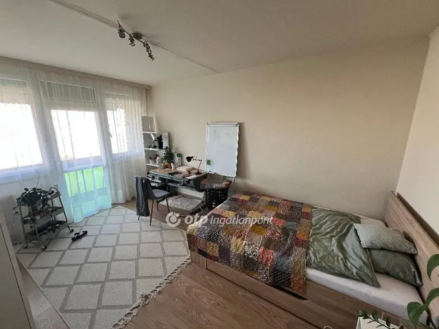 Eladó lakás Debrecen 72 nm