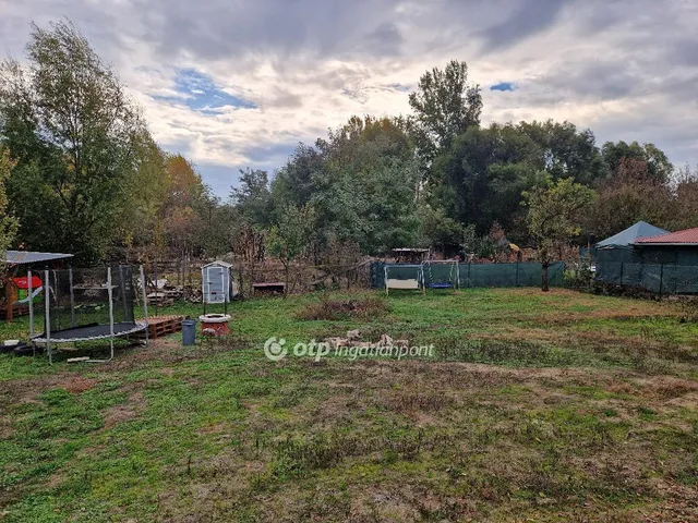 Eladó telek Debrecen, Biczó István-kert 829 nm
