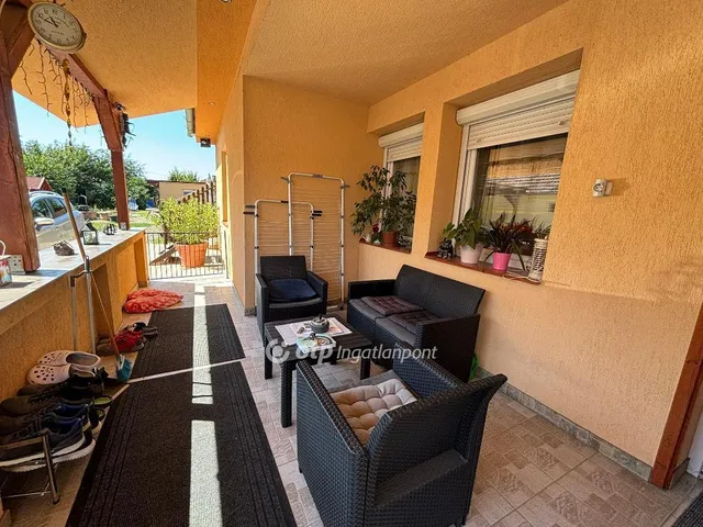 Eladó ház Hajdúböszörmény, Középkert 170 nm