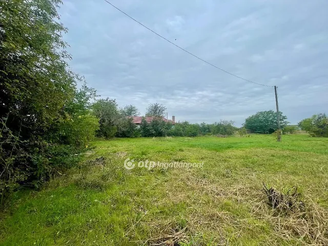 Eladó telek Debrecen, Tégláskert 2247 nm