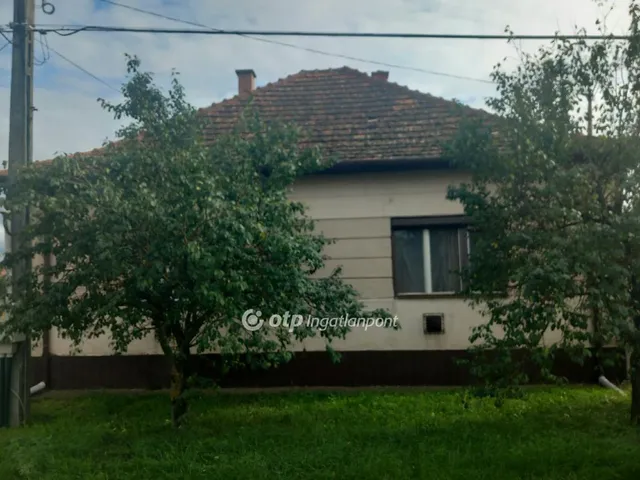 Eladó ház Mikepércs 70 nm