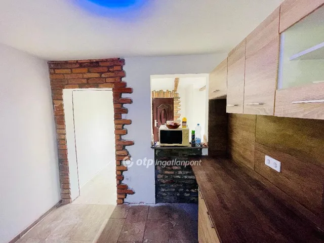 Eladó ház Hajdúsámson 33 nm