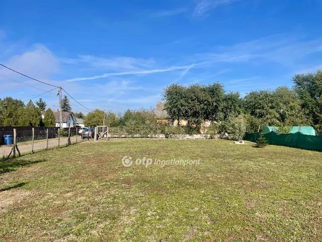 Eladó telek Debrecen 962 nm