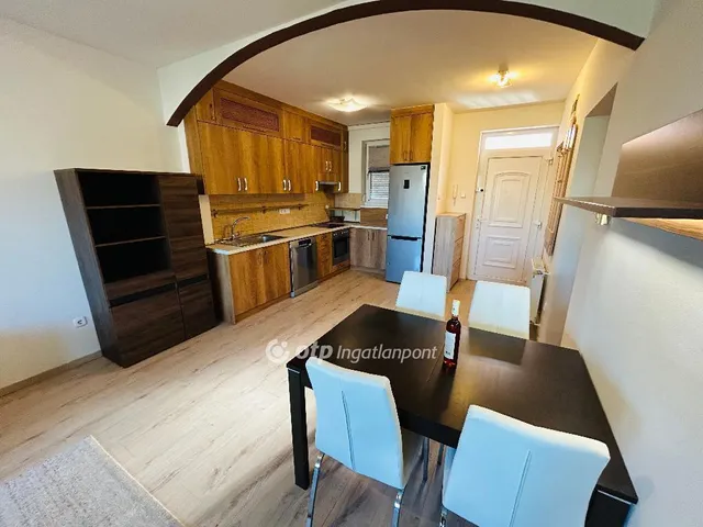 Eladó lakás Debrecen 68 nm