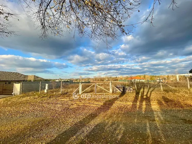 Eladó telek Debrecen, Bánk 1264 nm