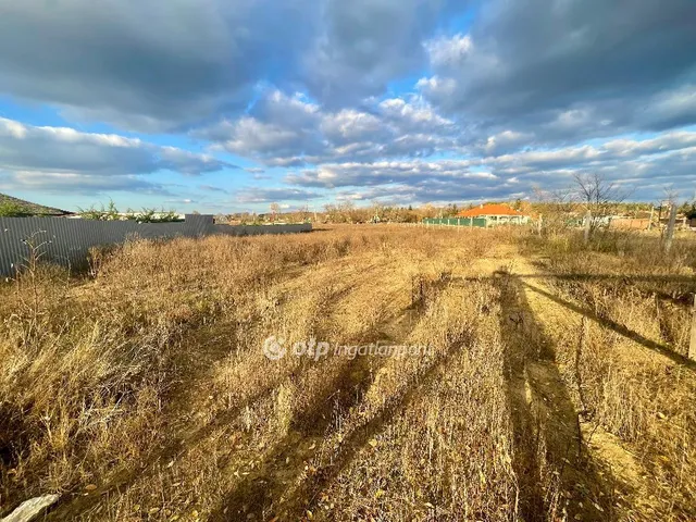Eladó telek Debrecen, Bánk 1264 nm