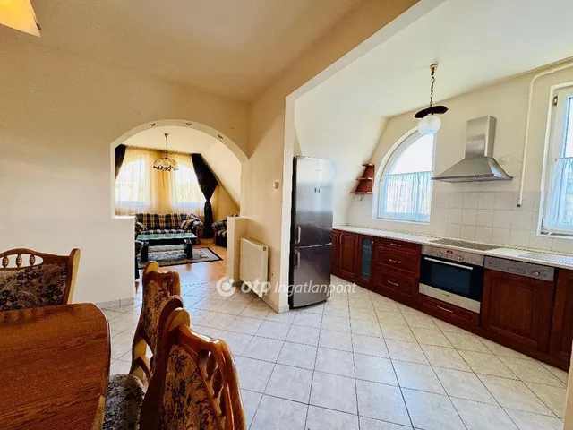 Eladó lakás Debrecen, Sestakert 73 nm