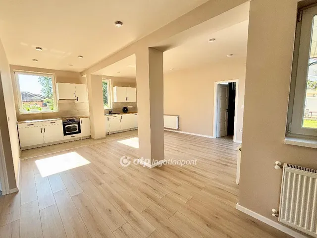 Eladó ház Debrecen, Csapókert 208 nm