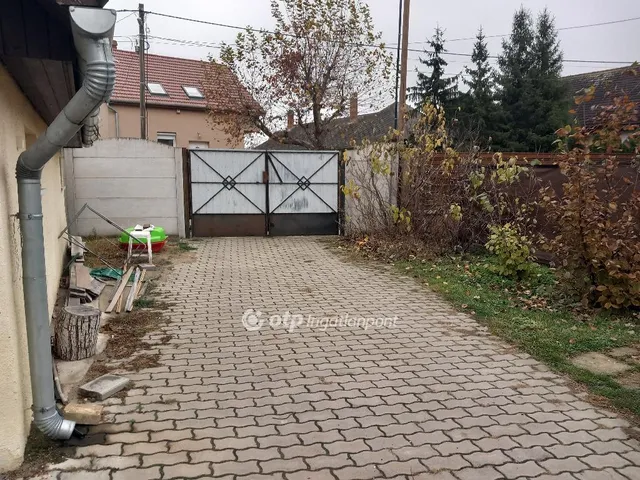 Eladó telek Debrecen 655 nm