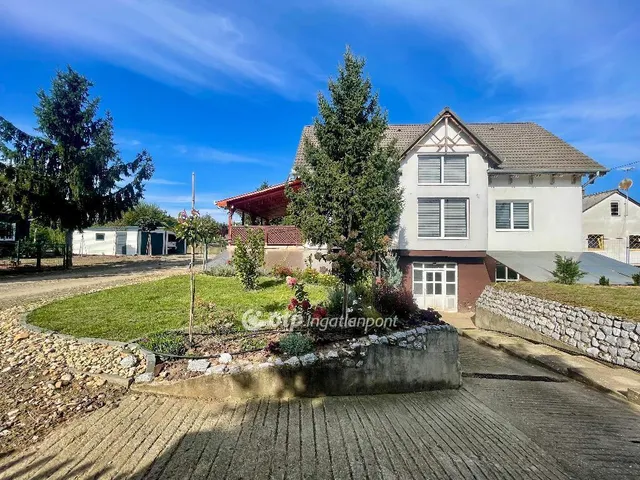 Eladó ház Bocskaikert 240 nm