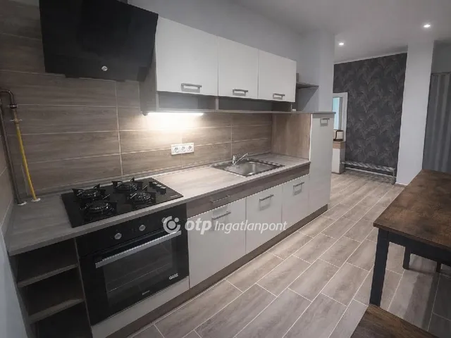 Eladó lakás Debrecen, Dobozi lakótelep 55 nm