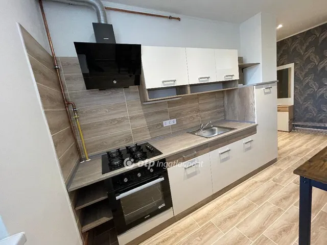 Eladó lakás Debrecen, Dobozi lakótelep 55 nm