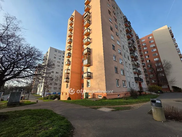 Eladó lakás Debrecen 70 nm