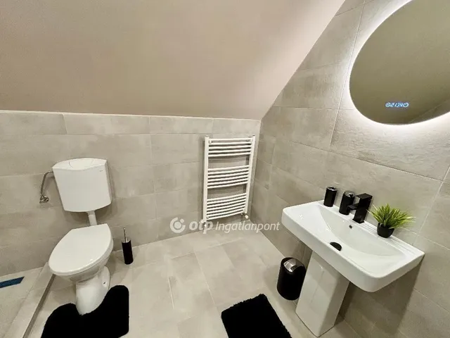 Eladó ház Debrecen, Csapókert 208 nm