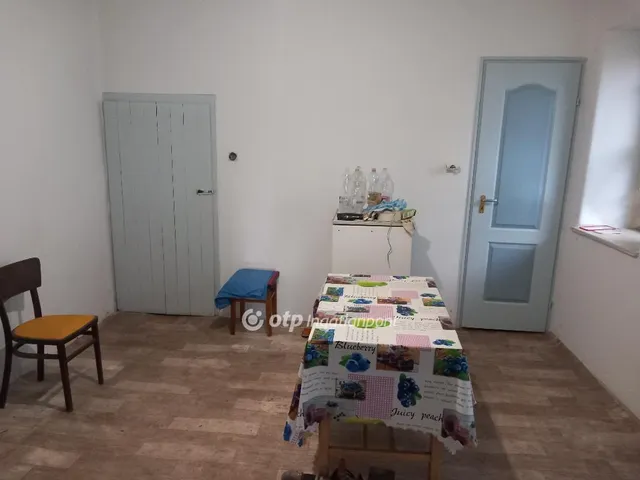 Eladó ház Debrecen 42 nm