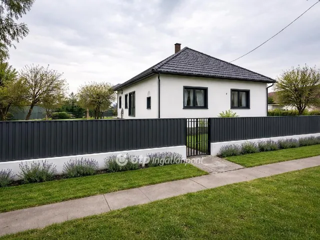 Eladó ház Komádi 67 nm