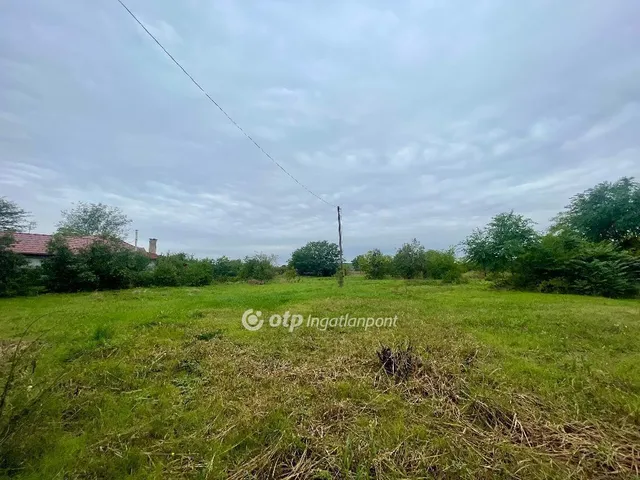 Eladó telek Debrecen, Tégláskert 2247 nm