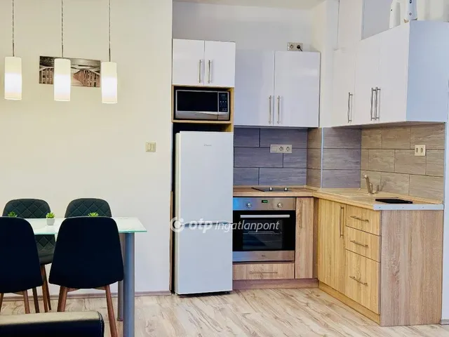 Kiadó lakás Debrecen, Sestakert 43 nm