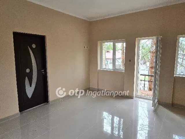 Eladó lakás Berettyóújfalu 70 nm