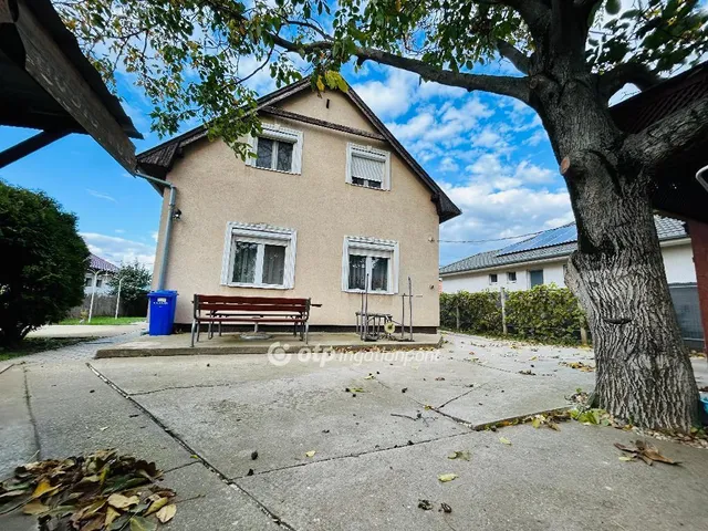 Eladó ház Debrecen 110 nm