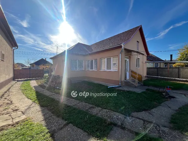 Eladó ház Berettyóújfalu 81 nm
