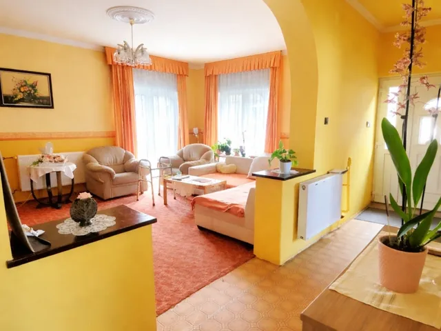 Eladó ház Mikepércs 87 nm