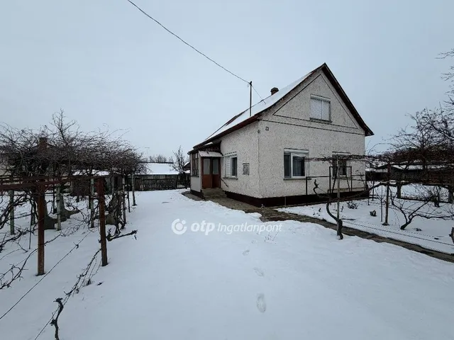 Eladó ház Báránd 91 nm
