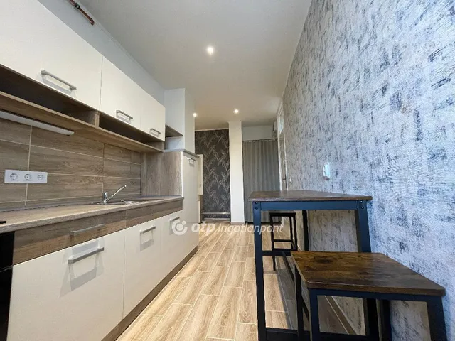 Eladó lakás Debrecen, Dobozi lakótelep 55 nm