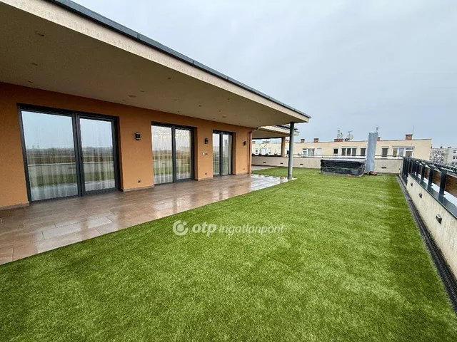 Eladó lakás Debrecen 130 nm