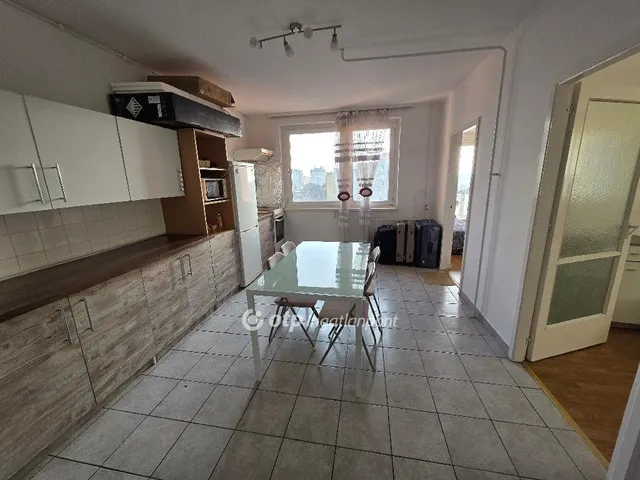 Eladó lakás Debrecen 70 nm