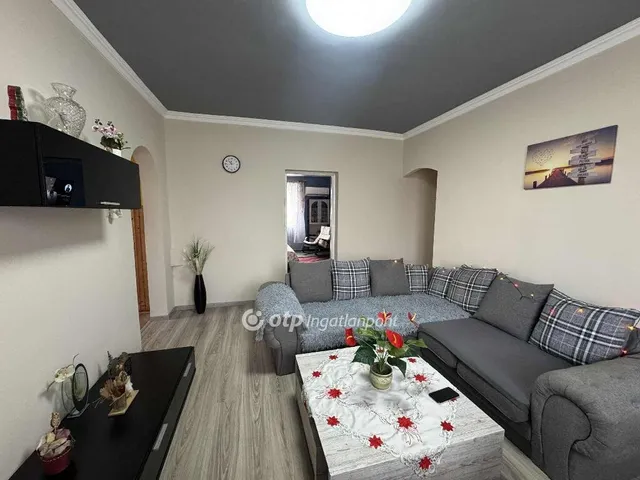 Eladó ház Konyár 93 nm