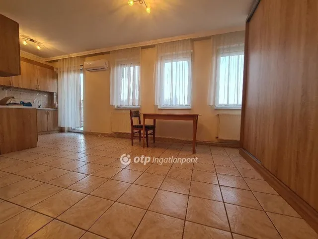 Eladó lakás Hajdúszoboszló 44 nm