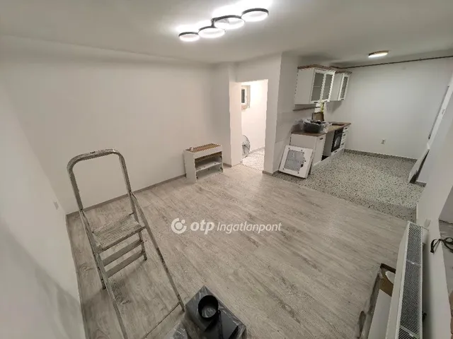 Eladó ház Debrecen 30 nm