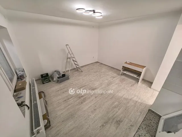 Eladó ház Debrecen, Homokkert 30 nm