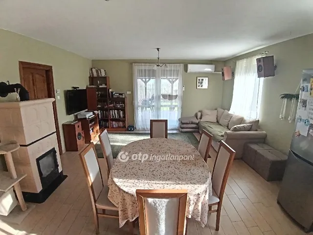 Eladó ház Mikepércs 98 nm
