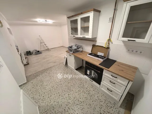 Eladó ház Debrecen, Homokkert 30 nm
